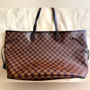 Louis Vuitton Neverfull GM Damier Ebene with “LA” engraving